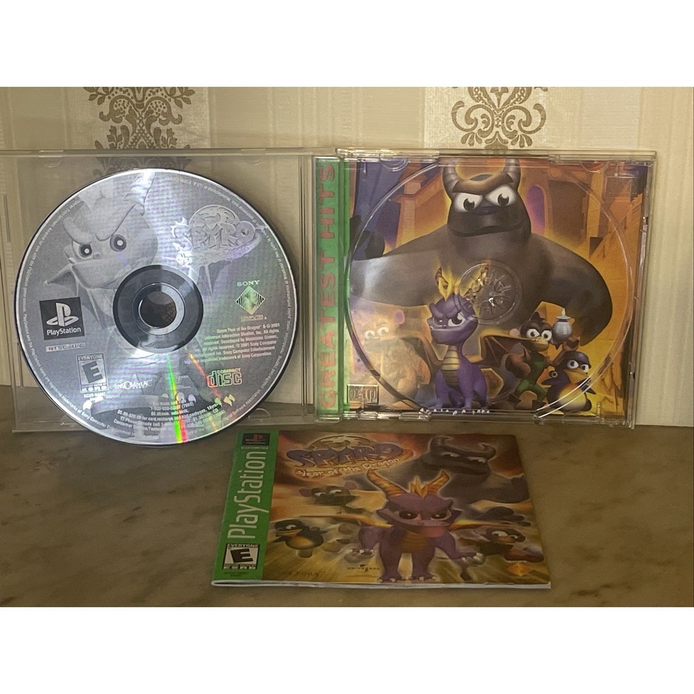 Spyro Year of the Dragon (Sony PlayStation 1, 2000)